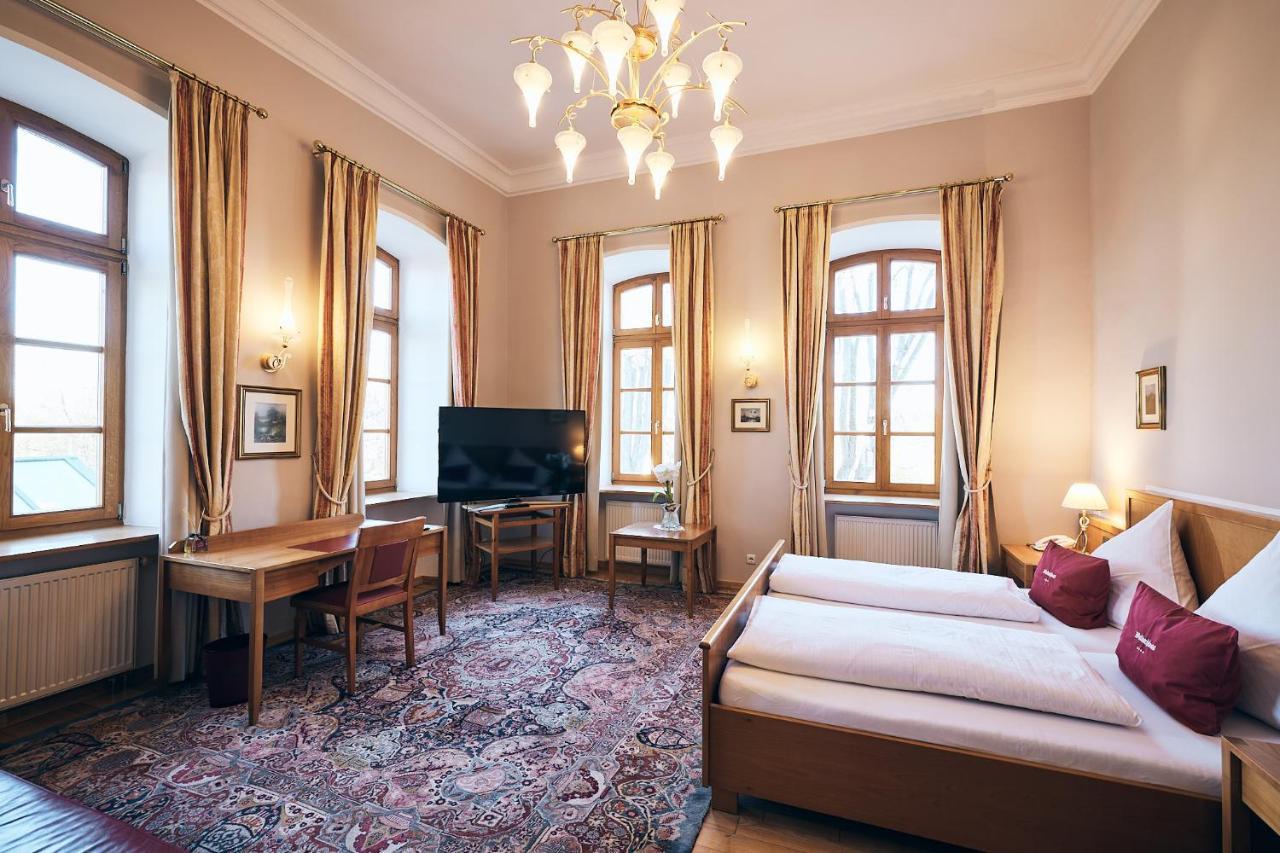 Hotel & Restaurant Waldschloss Passau Bagian luar foto